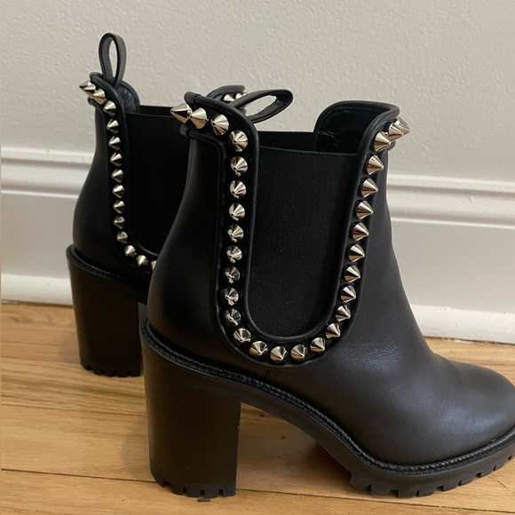 Christian Louboutin Capahtta Chelsea Boot - Picture 4 of 6